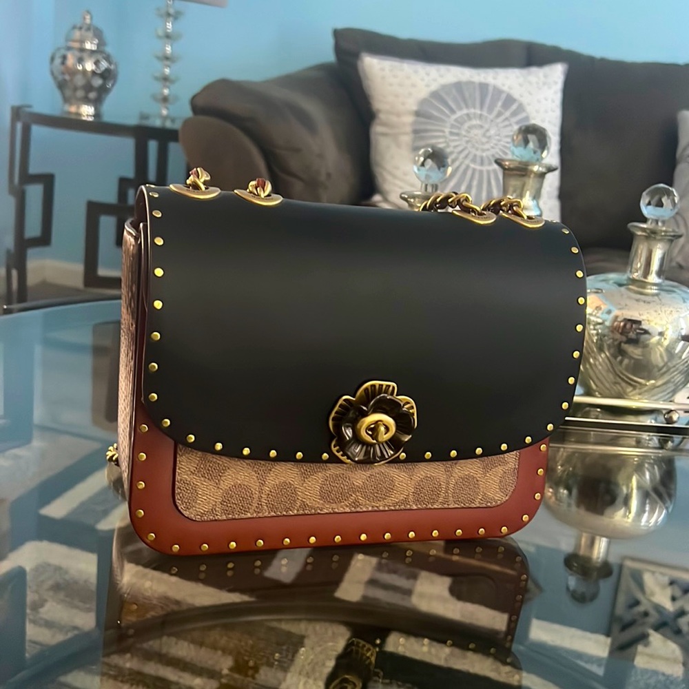 Coach Madison Shoulder Bag
